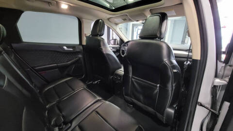 2020 Ford Escape SEL