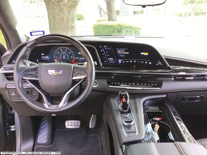 2023 Cadillac Escalade-V