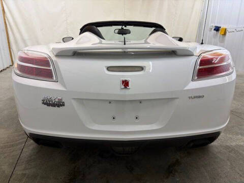 2008 Saturn SKY Red Line