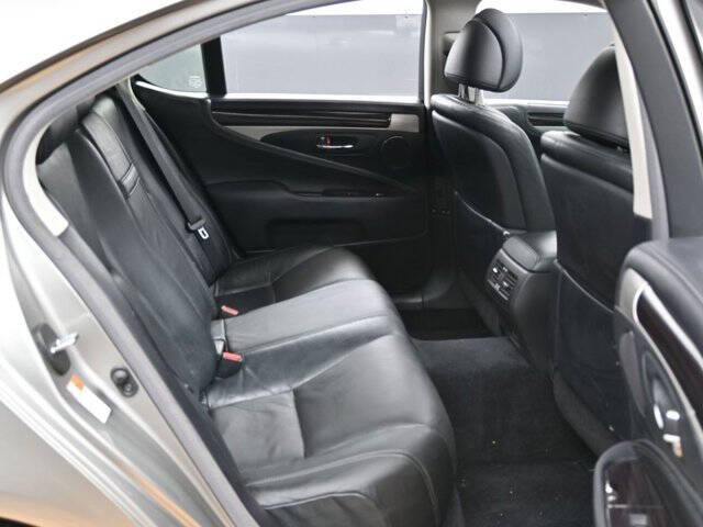 2017 Lexus LS 460