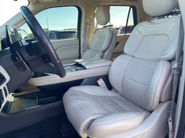 2019 Lincoln Navigator L Select