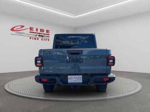 2026 Jeep Gladiator Willys