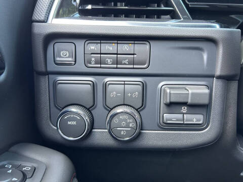 2025 Chevrolet Tahoe RST