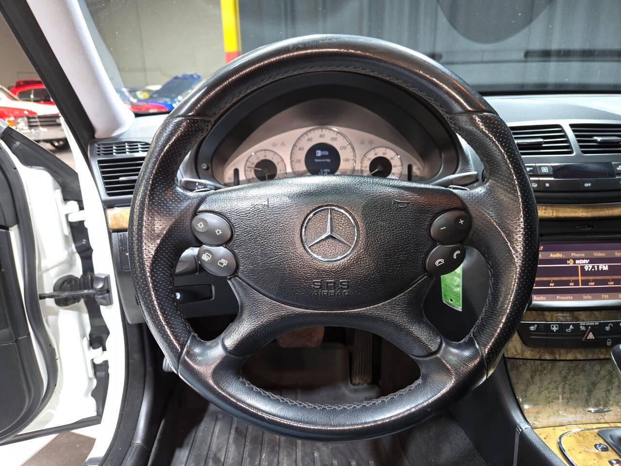 2009 Mercedes-Benz E-Class 69