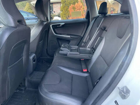 2016 Volvo XC60 T5 Drive-E