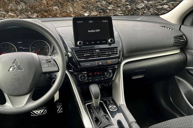 2022 Mitsubishi Eclipse Cross LE