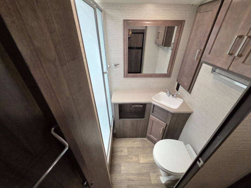 2020 Winnebago Vista