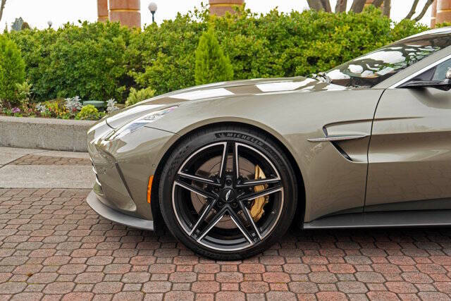 2025 Aston Martin Vantage 4