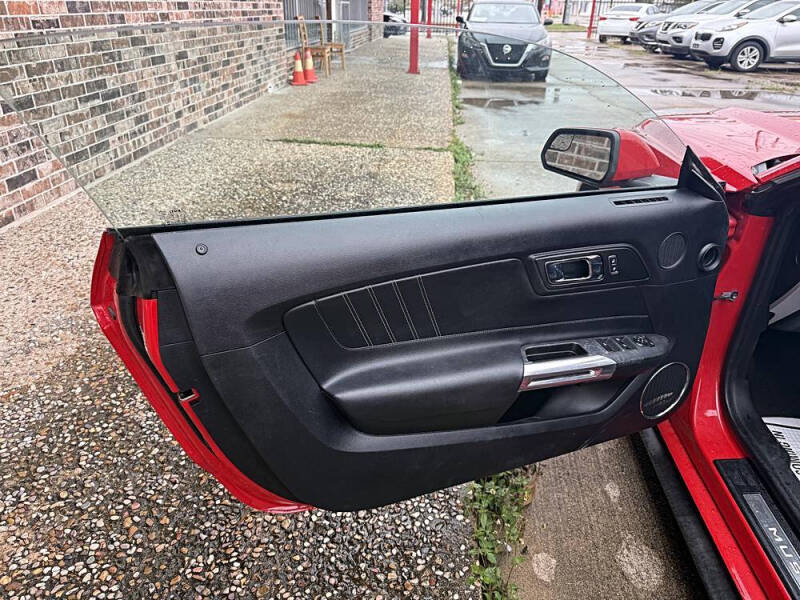 2017 Ford Mustang EcoBoost Premium