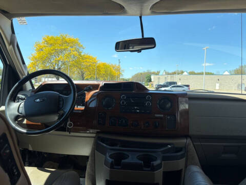 2011 Ford E-Series E-150