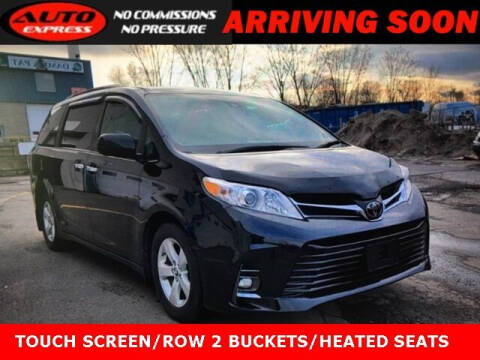 2018 Toyota Sienna for sale at Auto Express in Lafayette IN