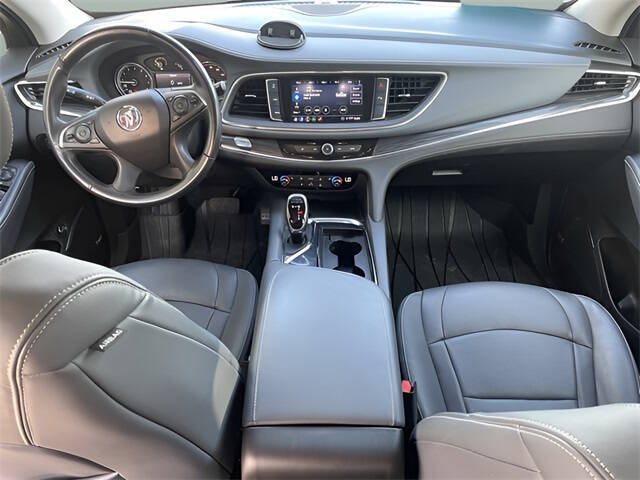 2021 Buick Enclave Essence