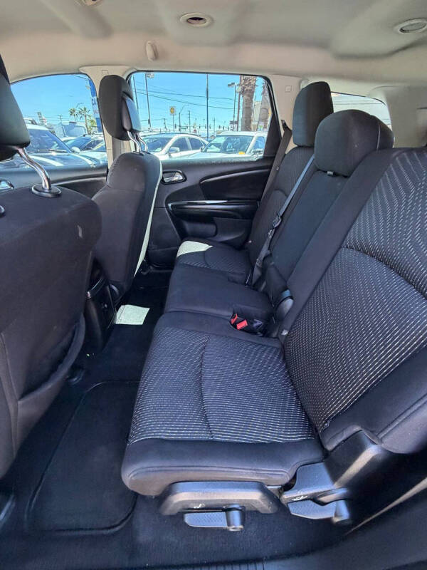 2014 Dodge Journey American Value Package