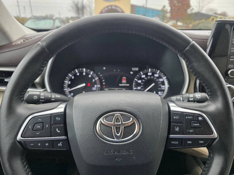 2021 Toyota Highlander XLE