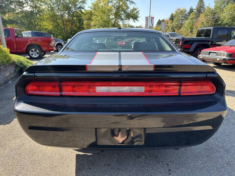 2010 Dodge Challenger SE