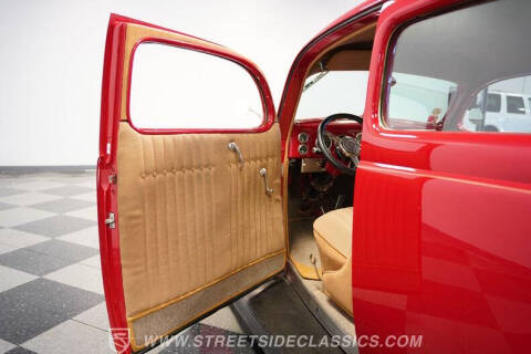 1937 Ford Tudor