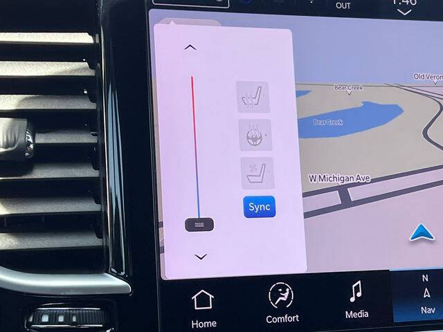 2025 Chrysler Pacifica Pinnacle