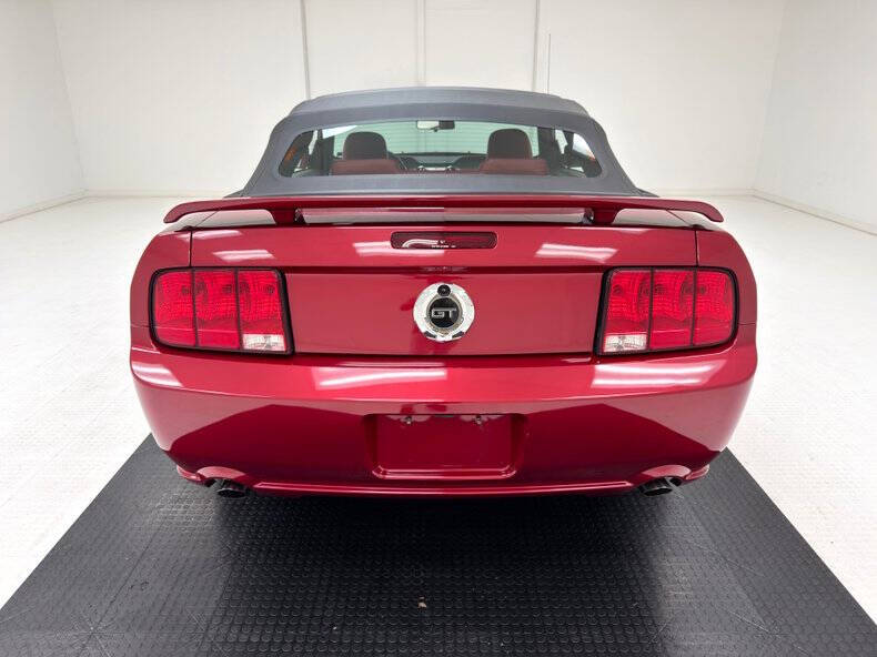 2005 Ford Mustang