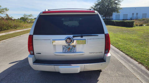 2012 Cadillac Escalade Luxury