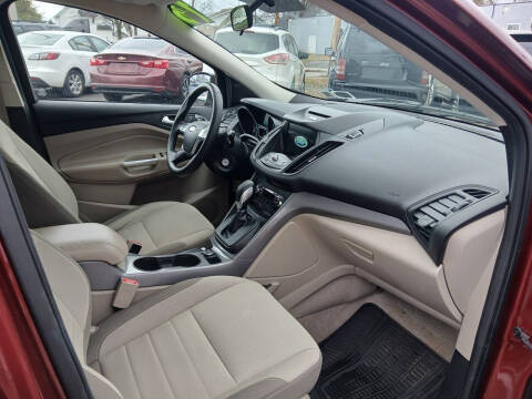 2016 Ford Escape SE