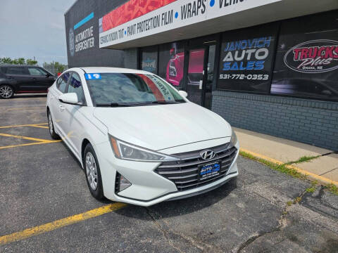 2019 Hyundai Elantra SE