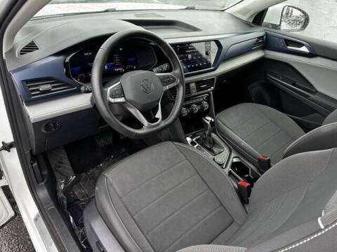 2024 Volkswagen Taos SE 4Motion