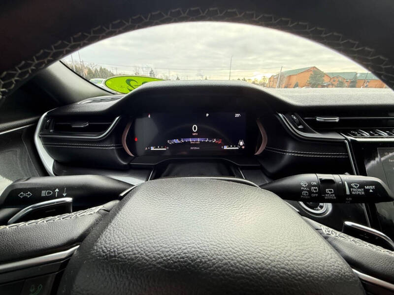 2022 Jeep Grand Cherokee L Altitude