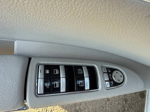 2012 Mercedes-Benz S-Class S 550 4MATIC