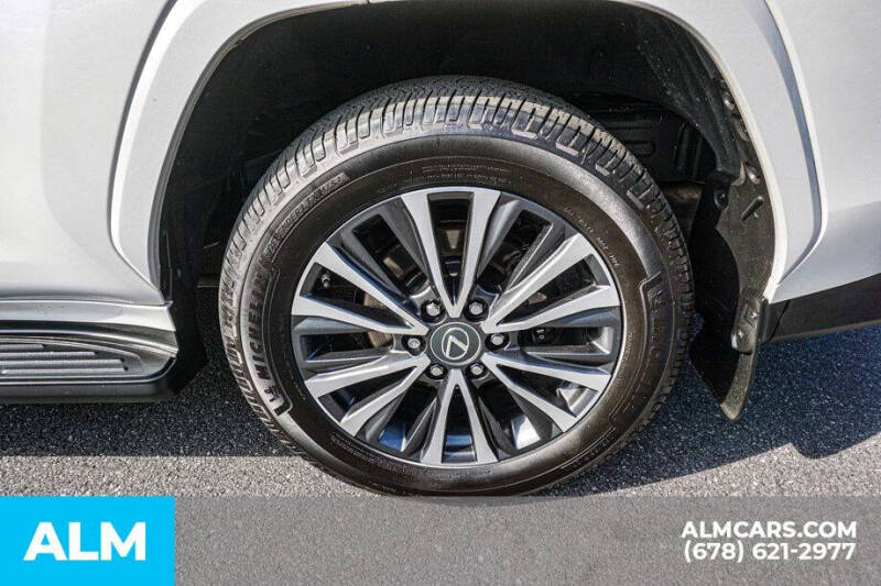 2023 Lexus LX 600 Premium