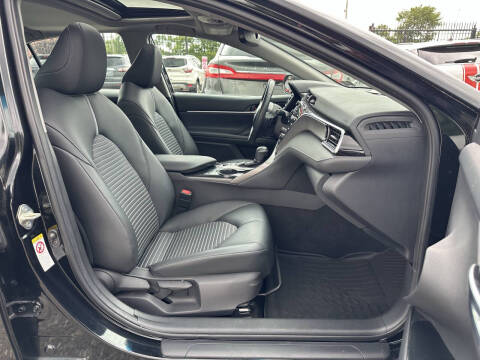 2018 Toyota Camry Hybrid SE