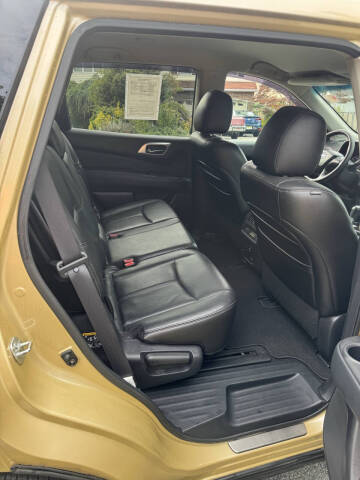 2013 Nissan Pathfinder Platinum