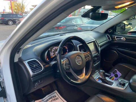 2017 Jeep Grand Cherokee Summit