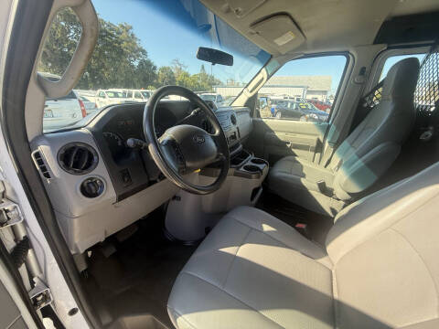 2013 Ford E-Series E-250