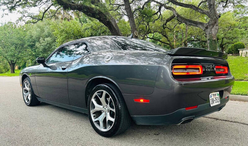 2016 Dodge Challenger SXT