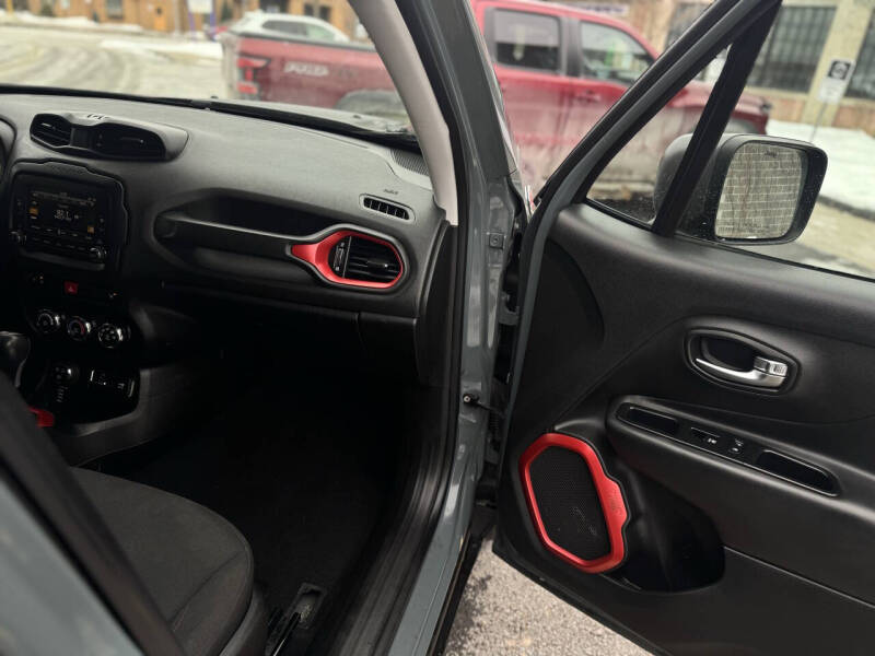 2016 Jeep Renegade Trailhawk