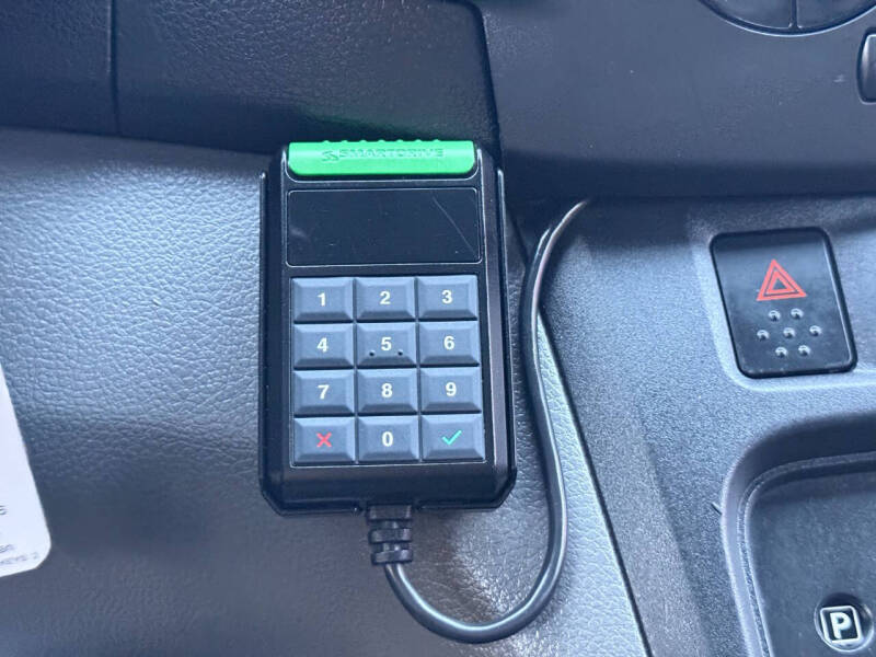 2020 Nissan NV200 SV