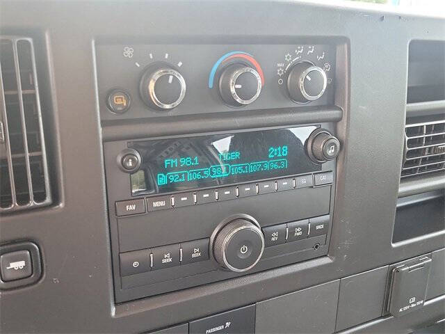 2022 GMC Savana 2500