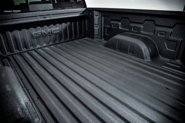 2025 GMC Sierra 1500 SLE