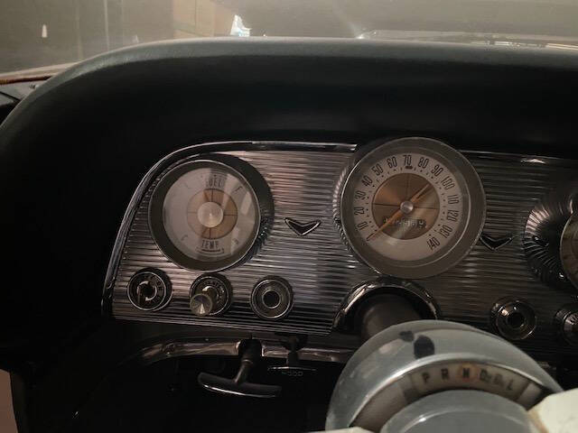 1960 Ford Thunderbird