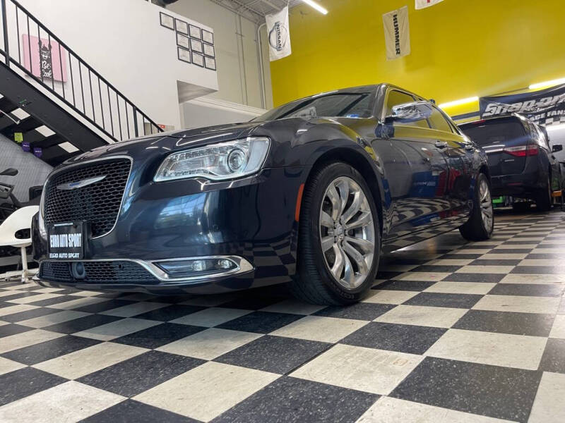 2017 Chrysler 300 C