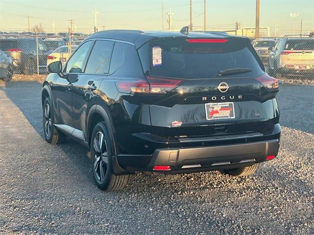2025 Nissan Rogue SL