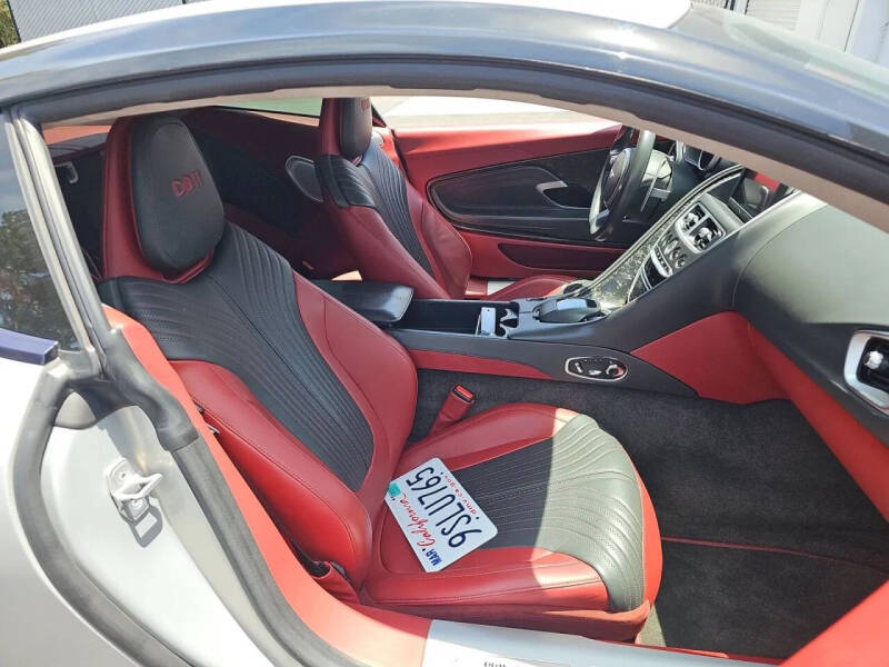 2017 Aston Martin DB11
