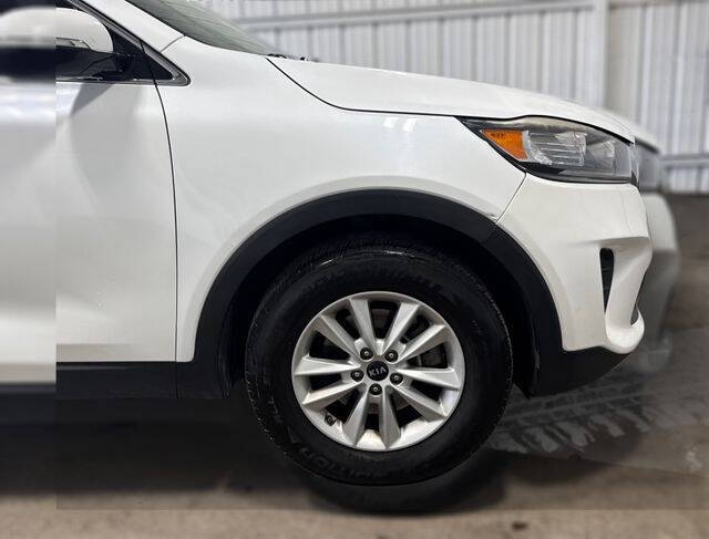 2019 Kia Sorento LX