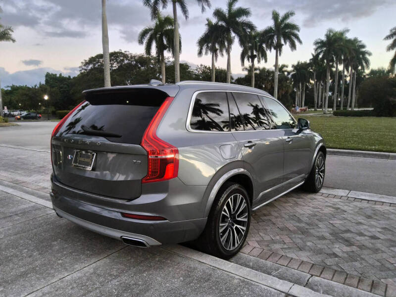 2020 Volvo XC90 T5 Momentum