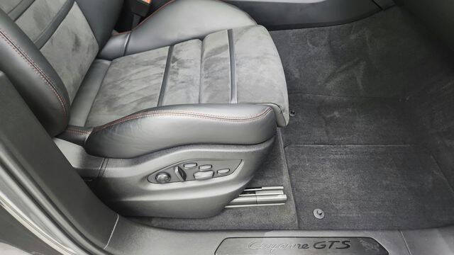 2023 Porsche Cayenne GTS Coupe