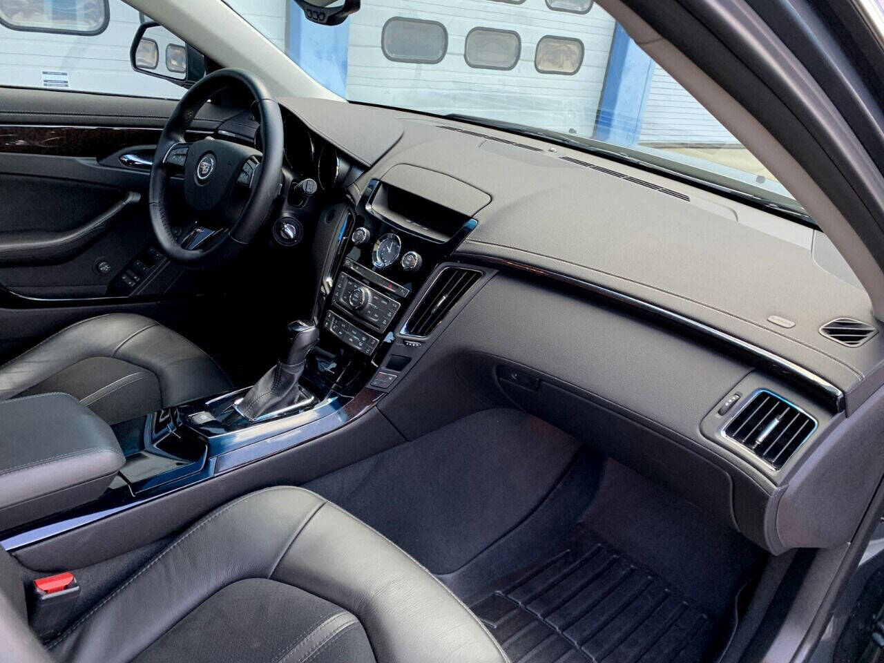 2011 Cadillac CTS-V 56