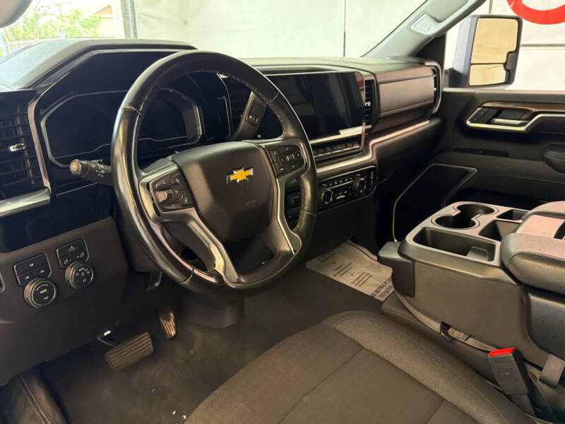 2025 Chevrolet Silverado 2500HD
