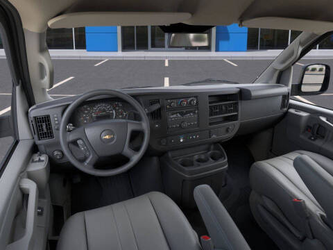 2025 Chevrolet Express 2500