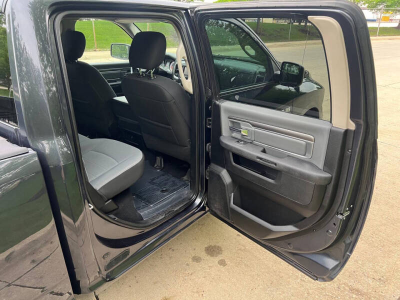 2021 RAM 1500 Classic SLT