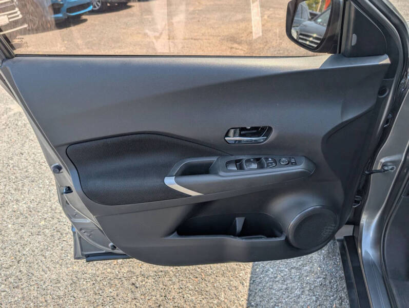 2021 Nissan Kicks SV